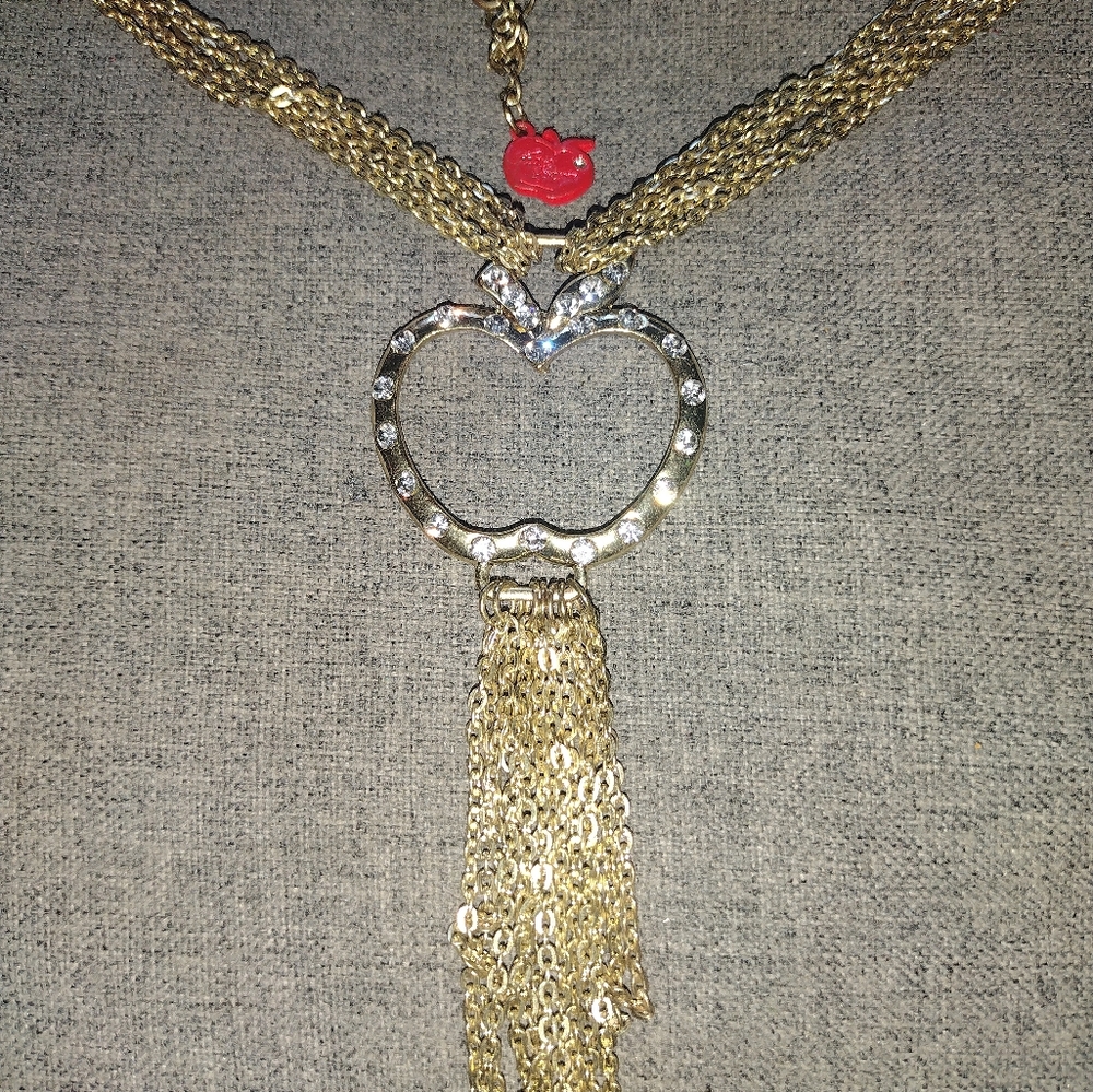 Apple Bottom Gold Toned 15 Inch